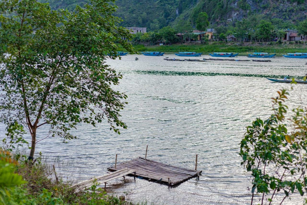 Applebee'S Homestay Phong Nha Exterior foto